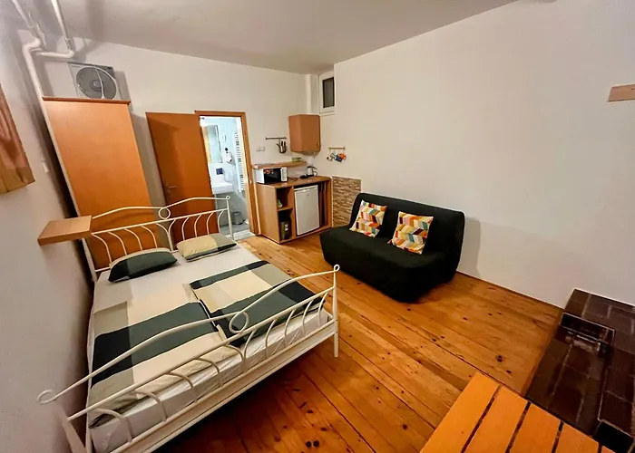 Hiša za goste Peter 3*